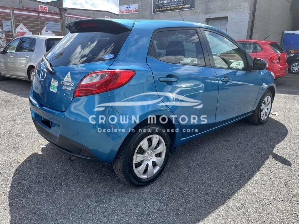 2013 Mazda Demio