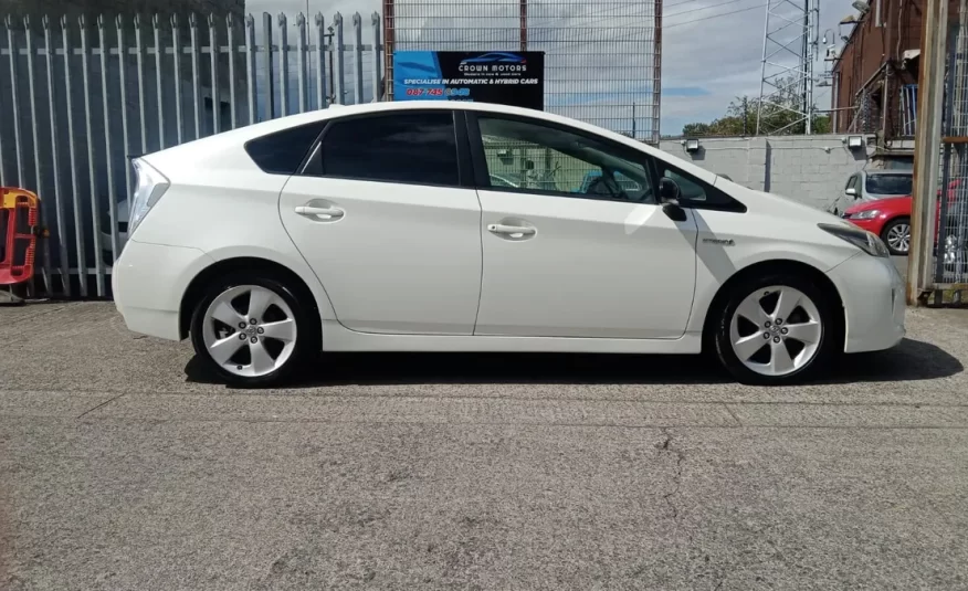 Toyota Prius 2015 petrol hybrid