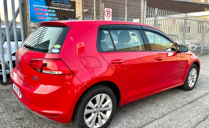 volkswagen-golf-red