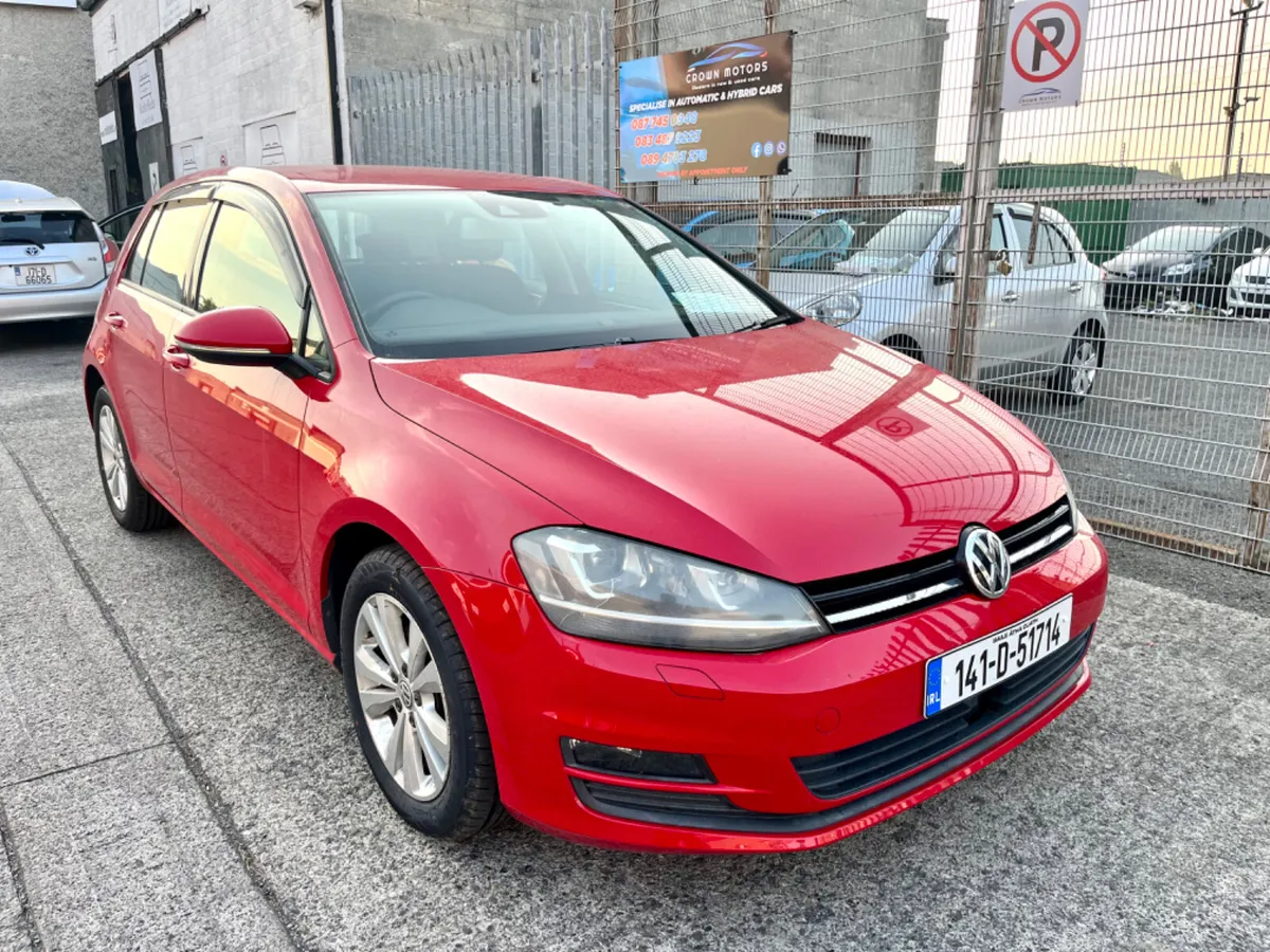 volkswagen-golf-red