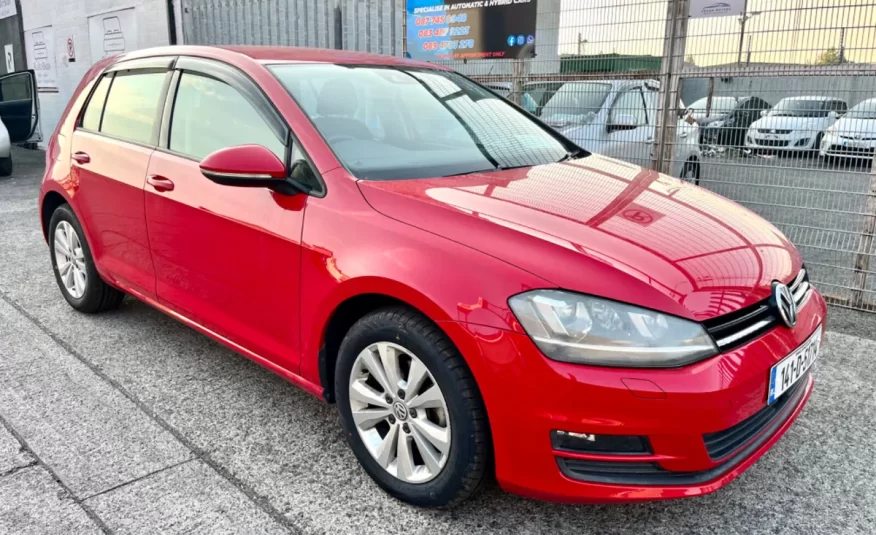 volkswagen-golf-red