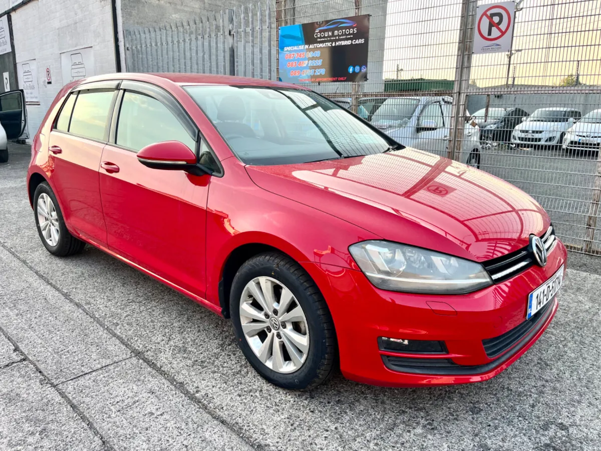 volkswagen-golf-red