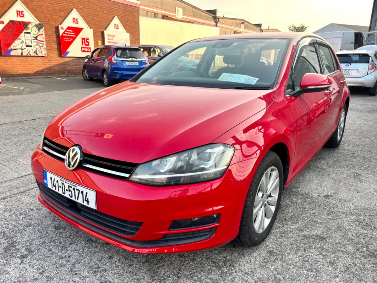 volkswagen-golf-red