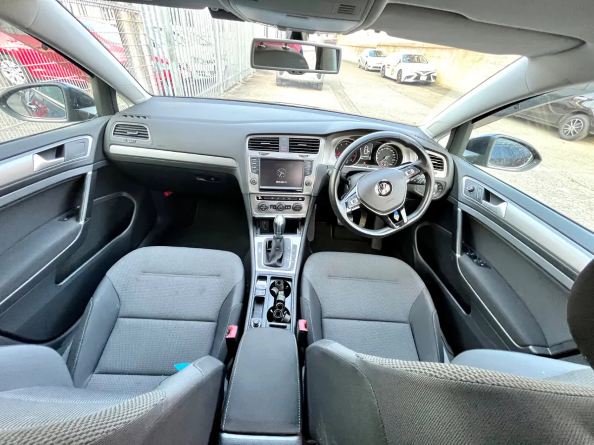 Volkswagen Golf Automatic 2015