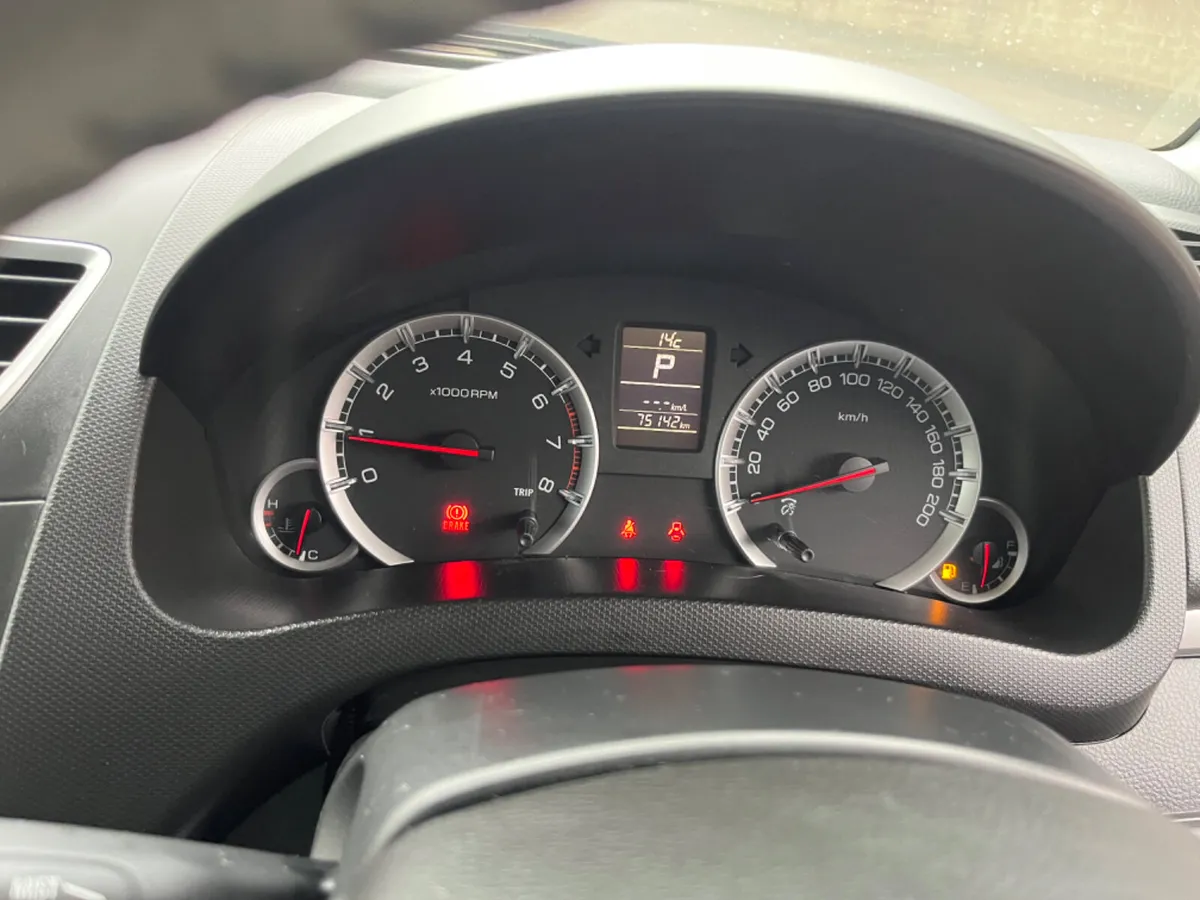 Suzuki swift 2014