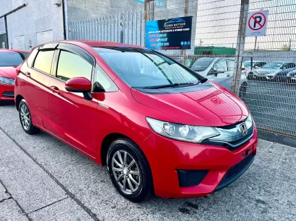 2015 Honda Fit hybrid high spec H/L