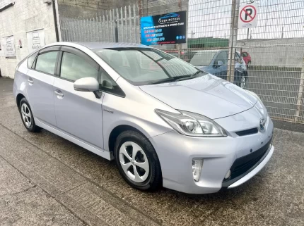 toyota prius 2014