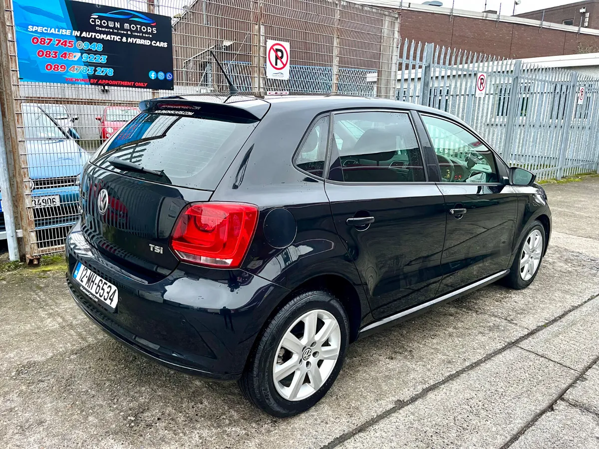 Volkswagen Polo 2012 Automatic with sunroof