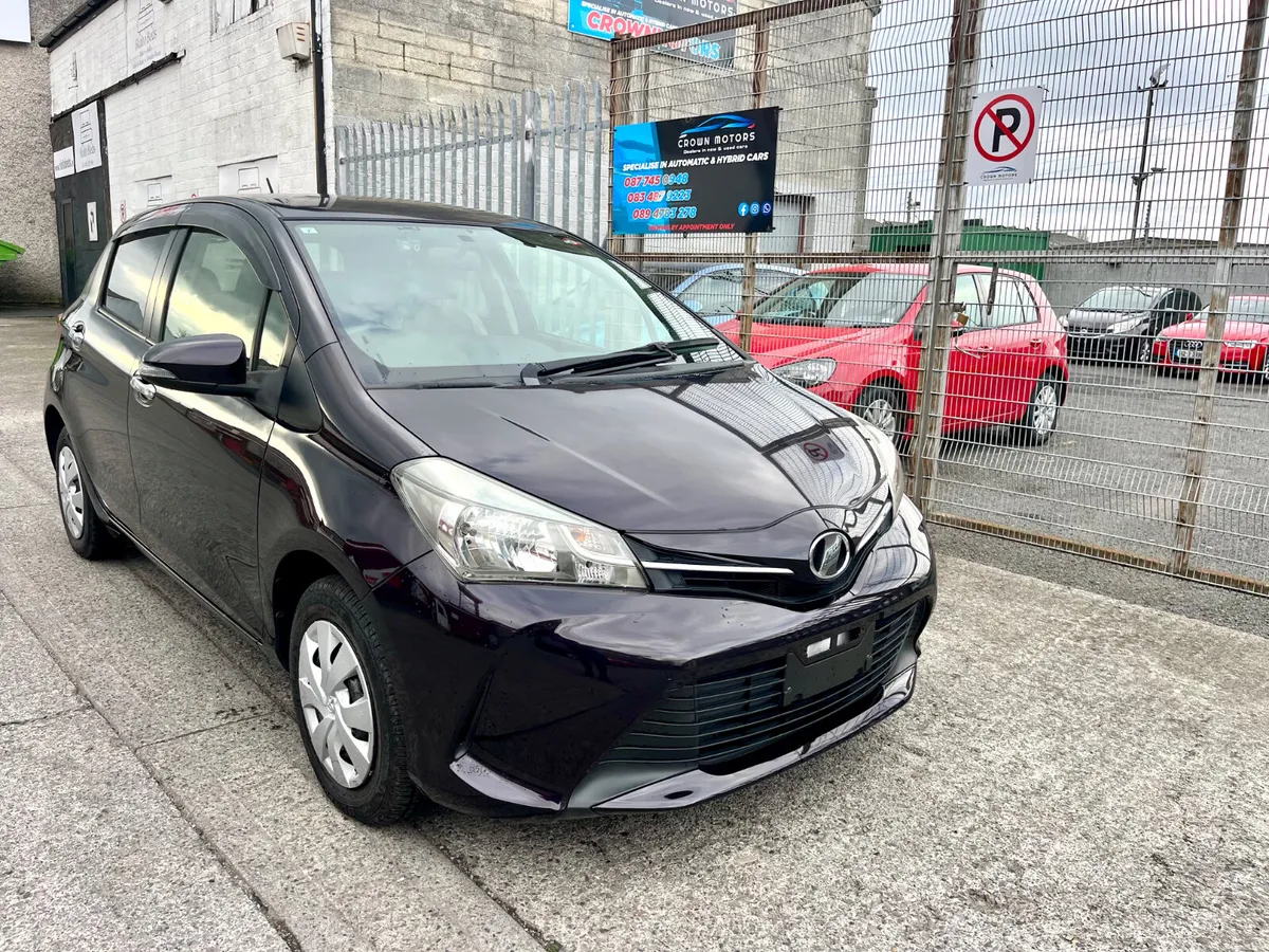 Toyota Vitz 2015