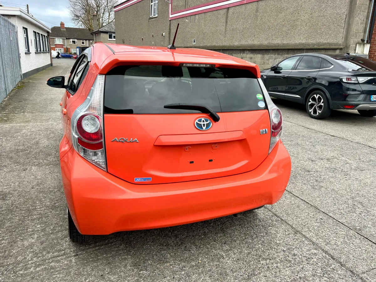 Toyota Aqua 2013 Automatic