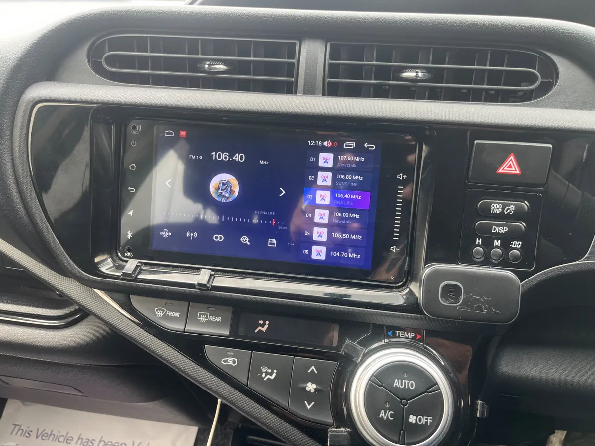 2015 Toyota Aqua hybrid Leather spec