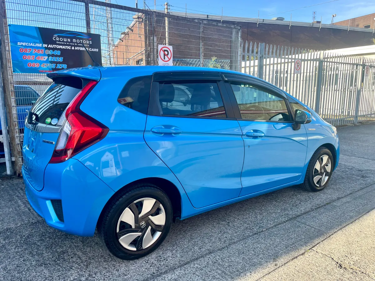 2015 Honda fit Hybrid Automatic