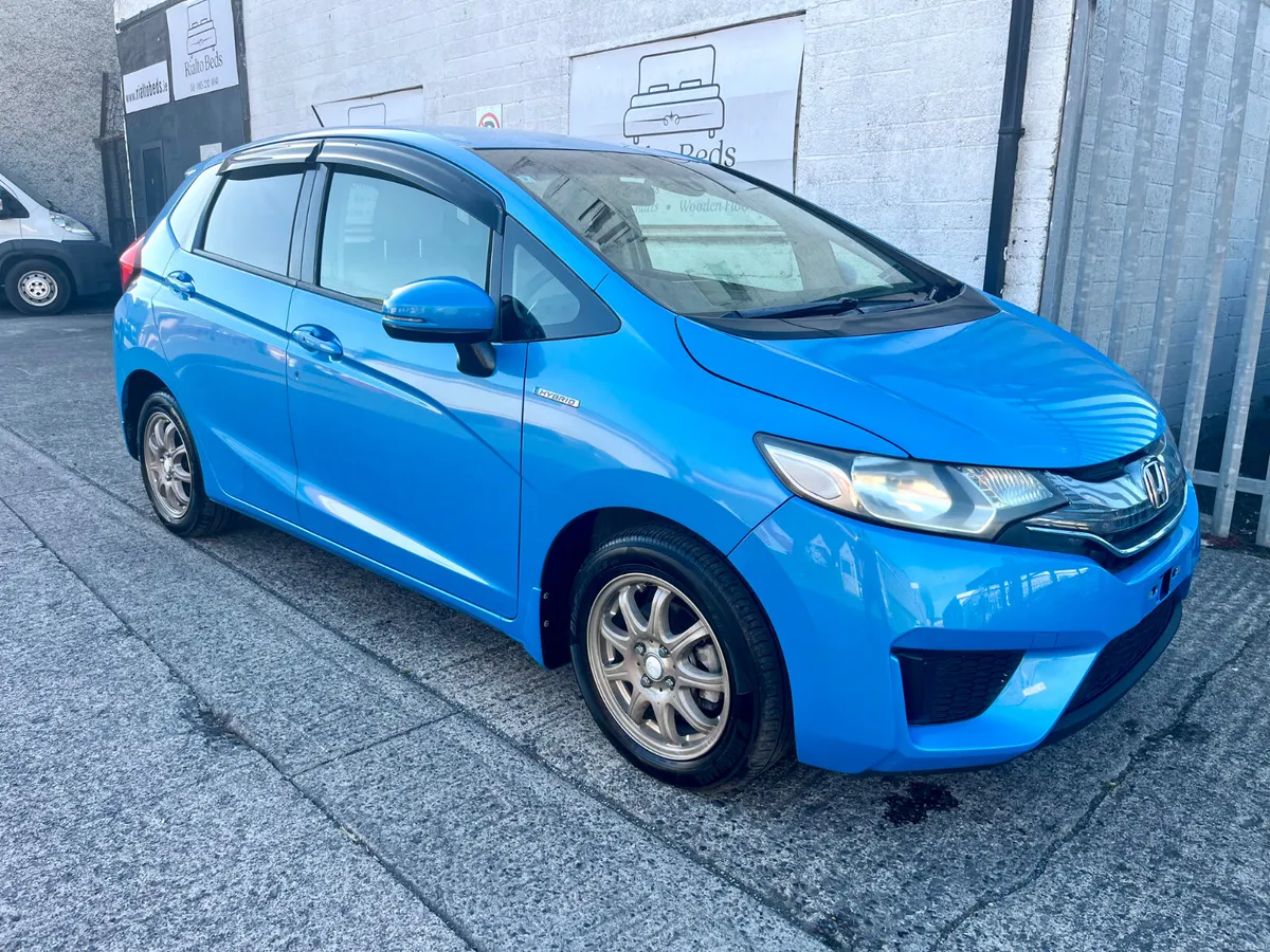 Honda Fit Automatic Hybrid 2014