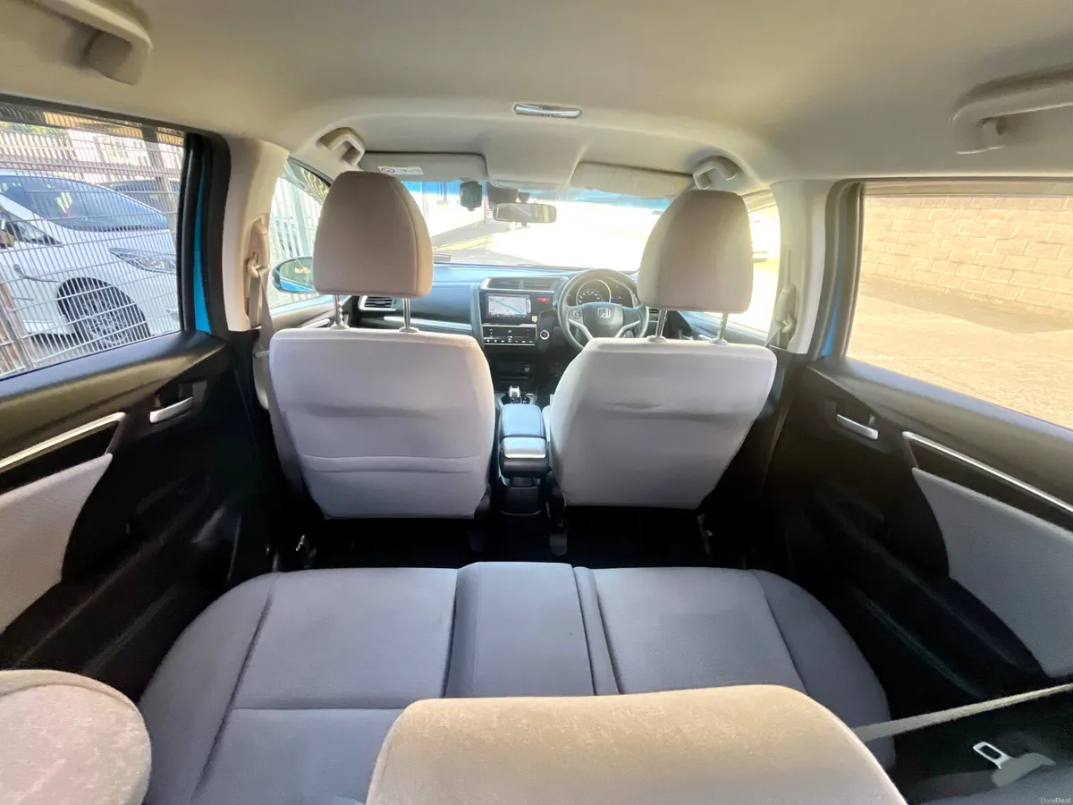 2015 Honda fit Hybrid Automatic