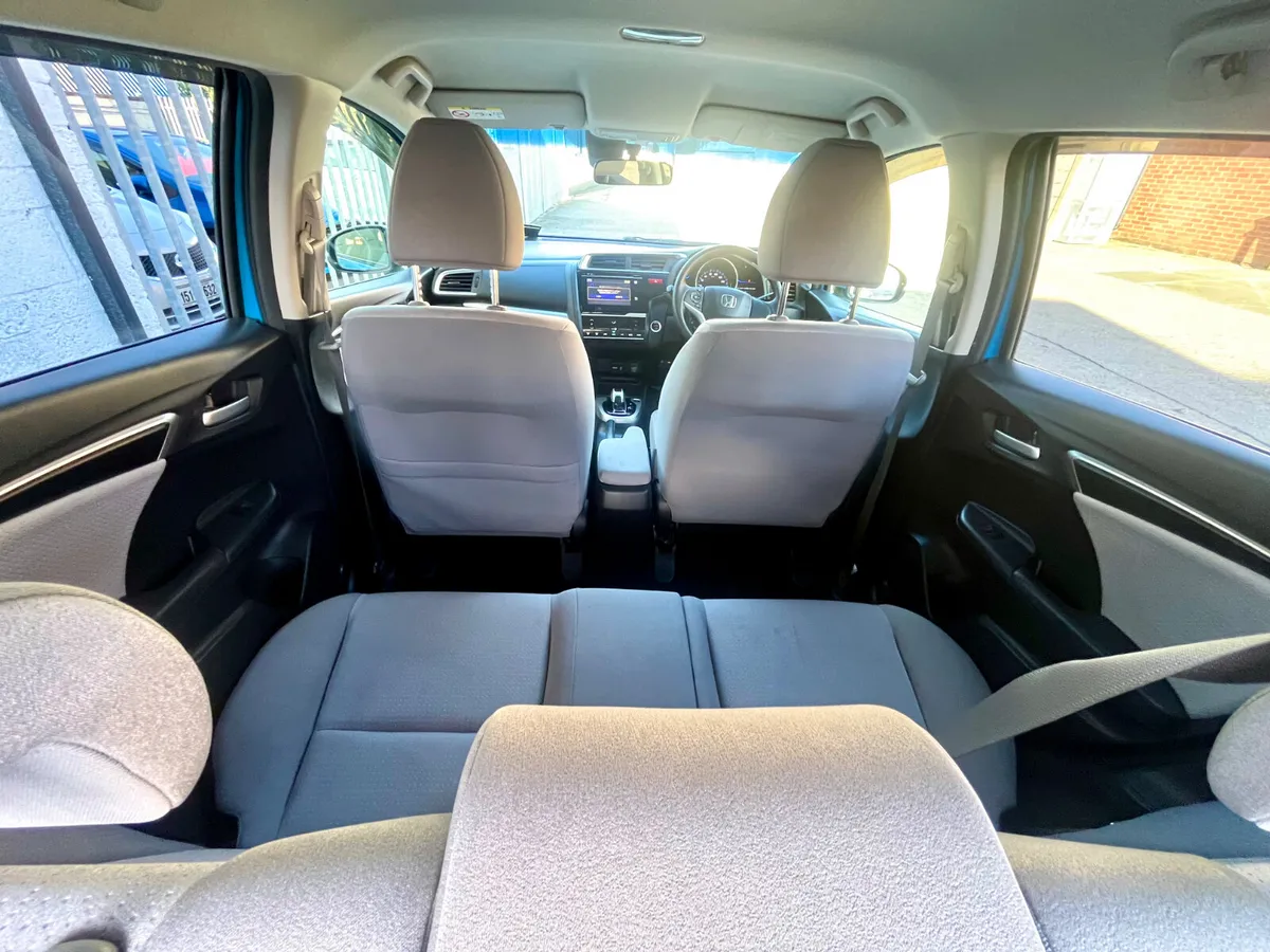 Honda Fit Automatic Hybrid 2014