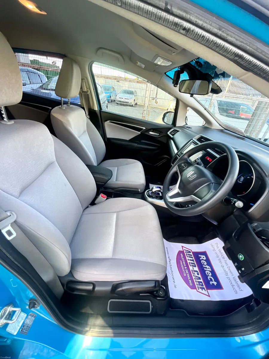 2015 Honda fit Hybrid Automatic