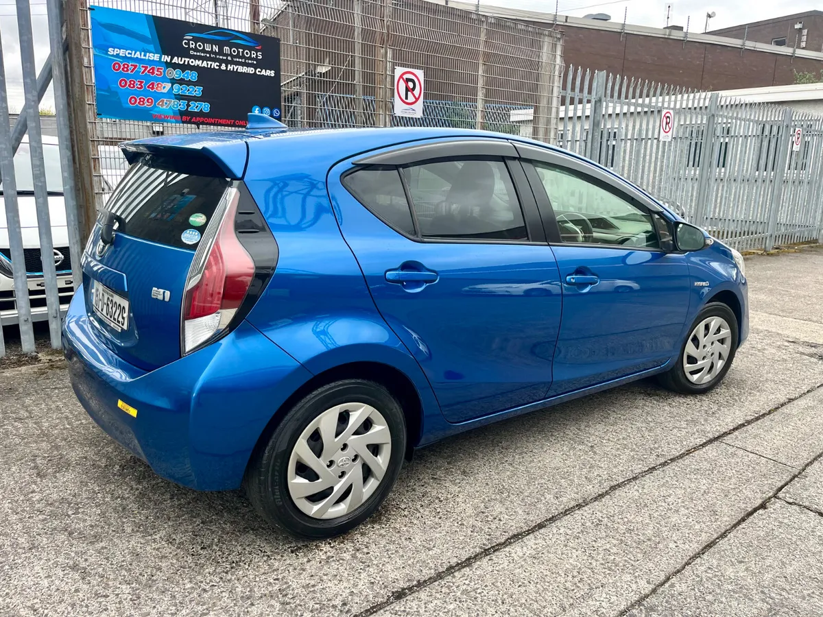 2015 Toyota Aqua hybrid Leather spec