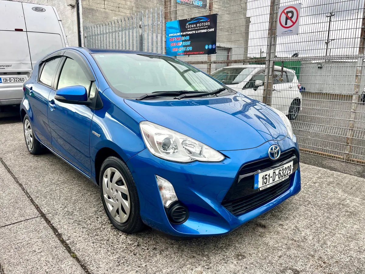 2015 Toyota Aqua hybrid Leather spec