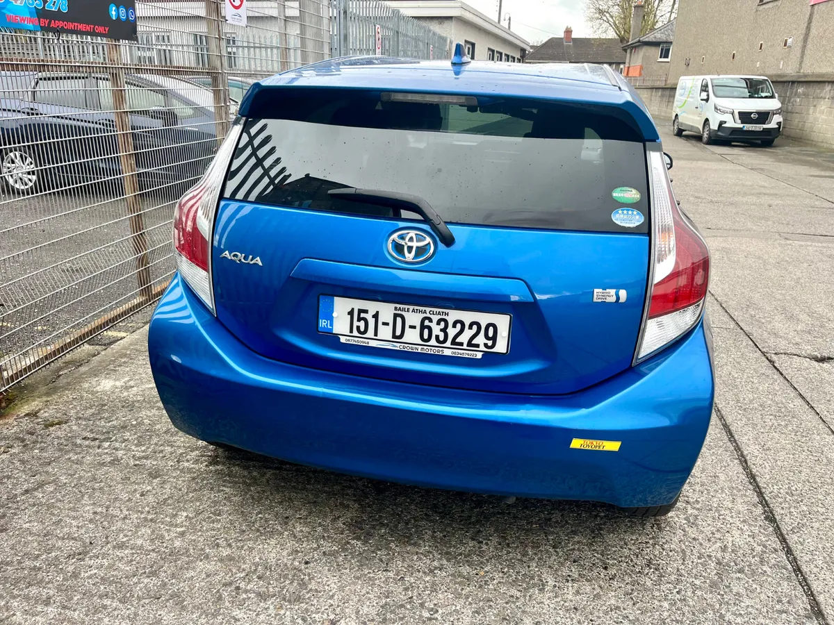 2015 Toyota Aqua hybrid Leather spec