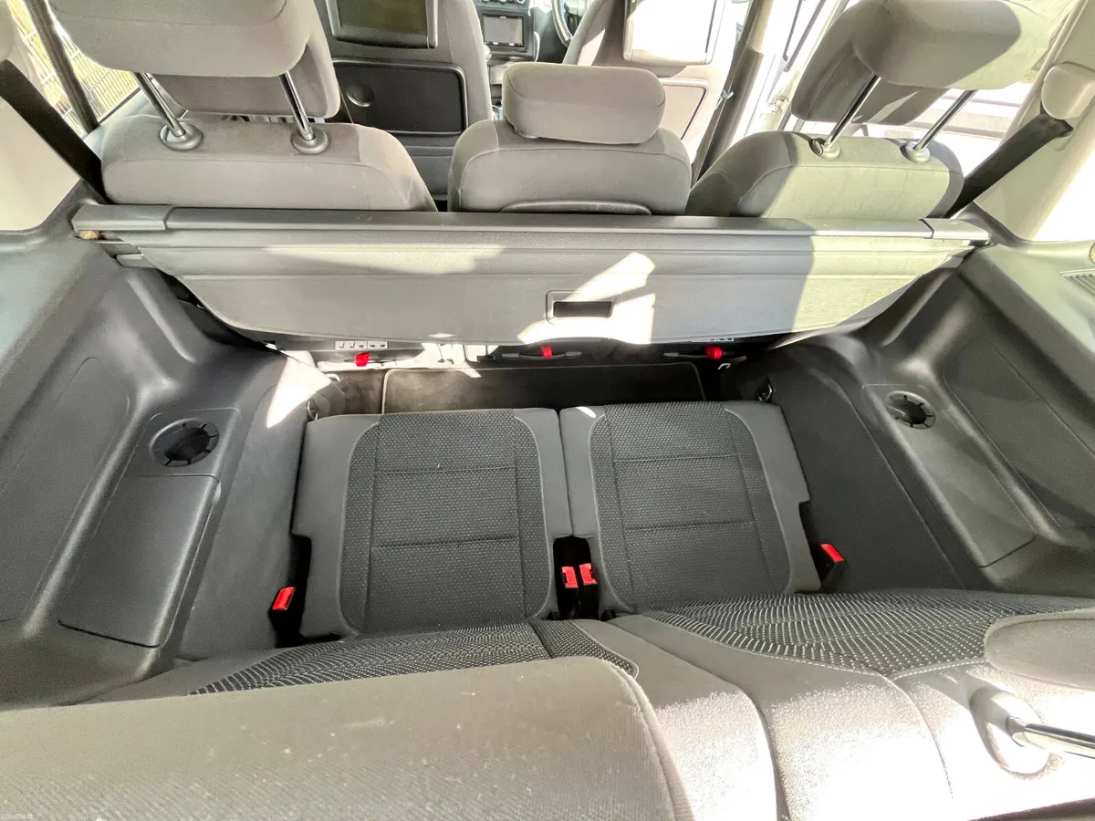 Volkswagen Touran Automatic 7 seater
