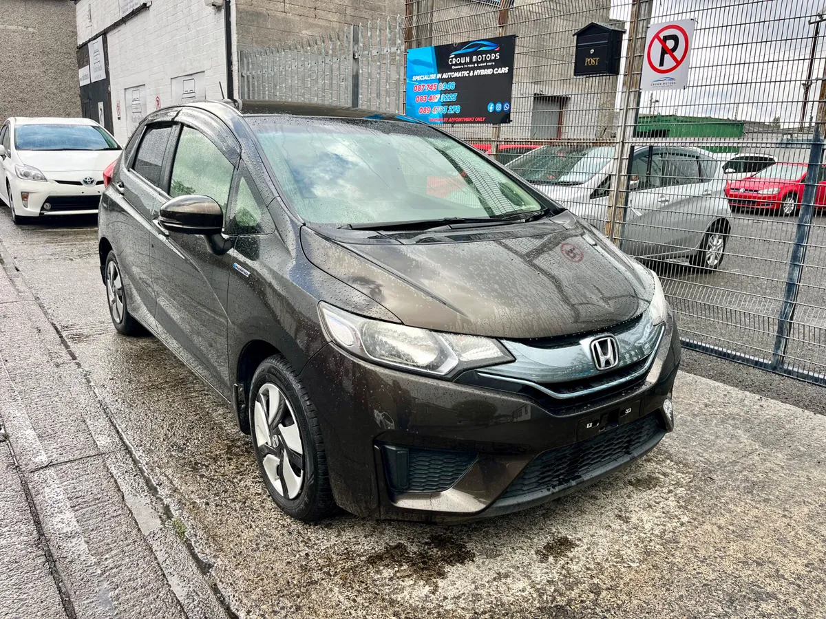 Honda fit 2015 hybrid