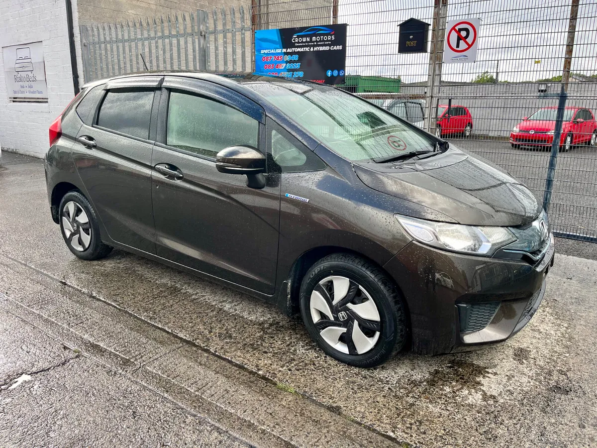 Honda fit 2015 hybrid