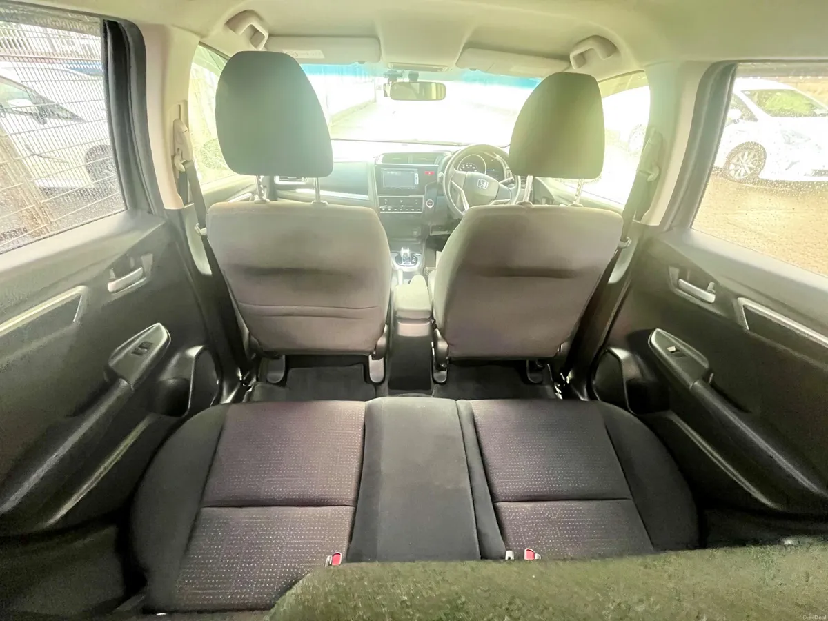 Honda fit 2015 hybrid