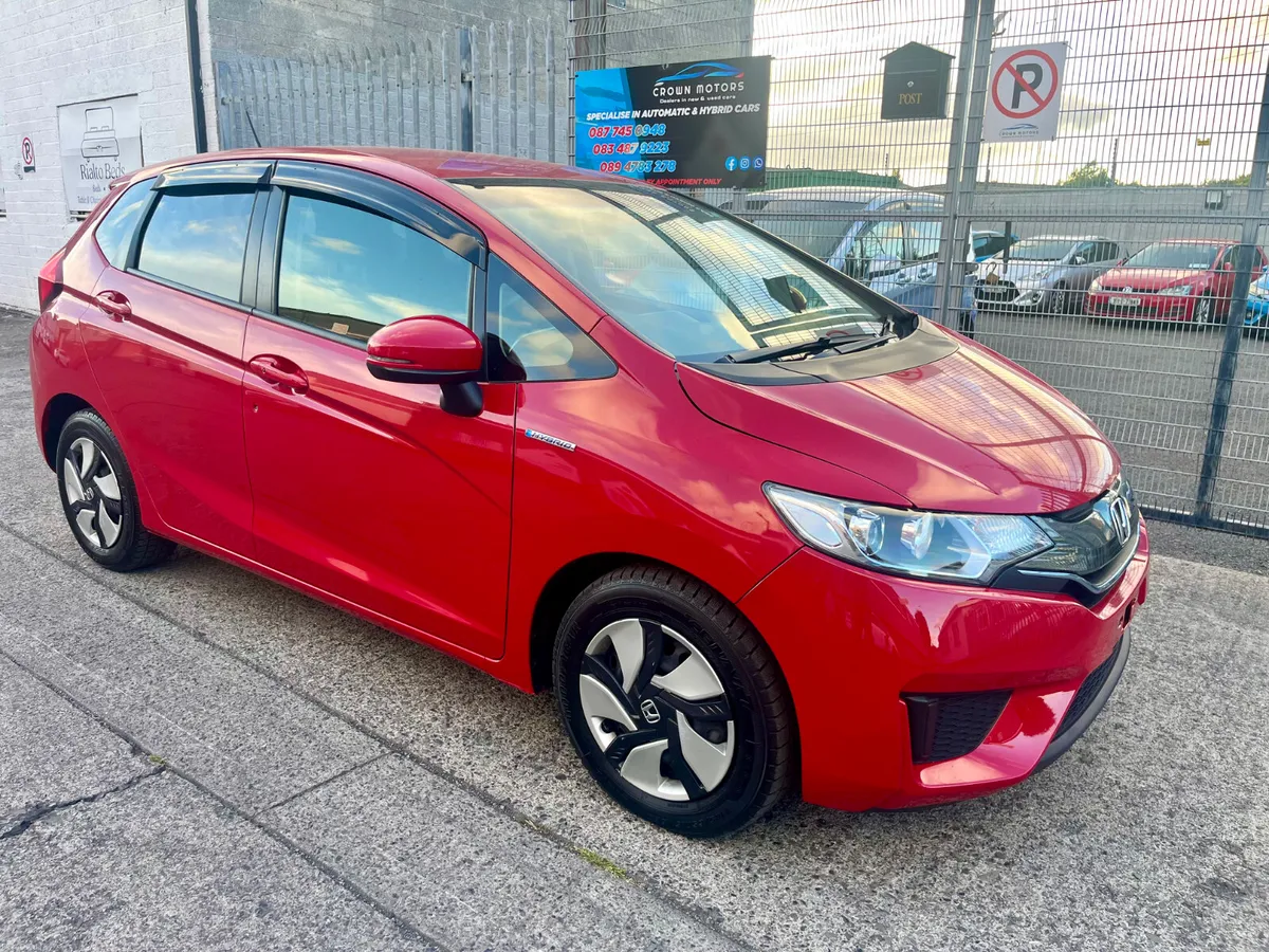 Honda fit Automatic hybrid 2014