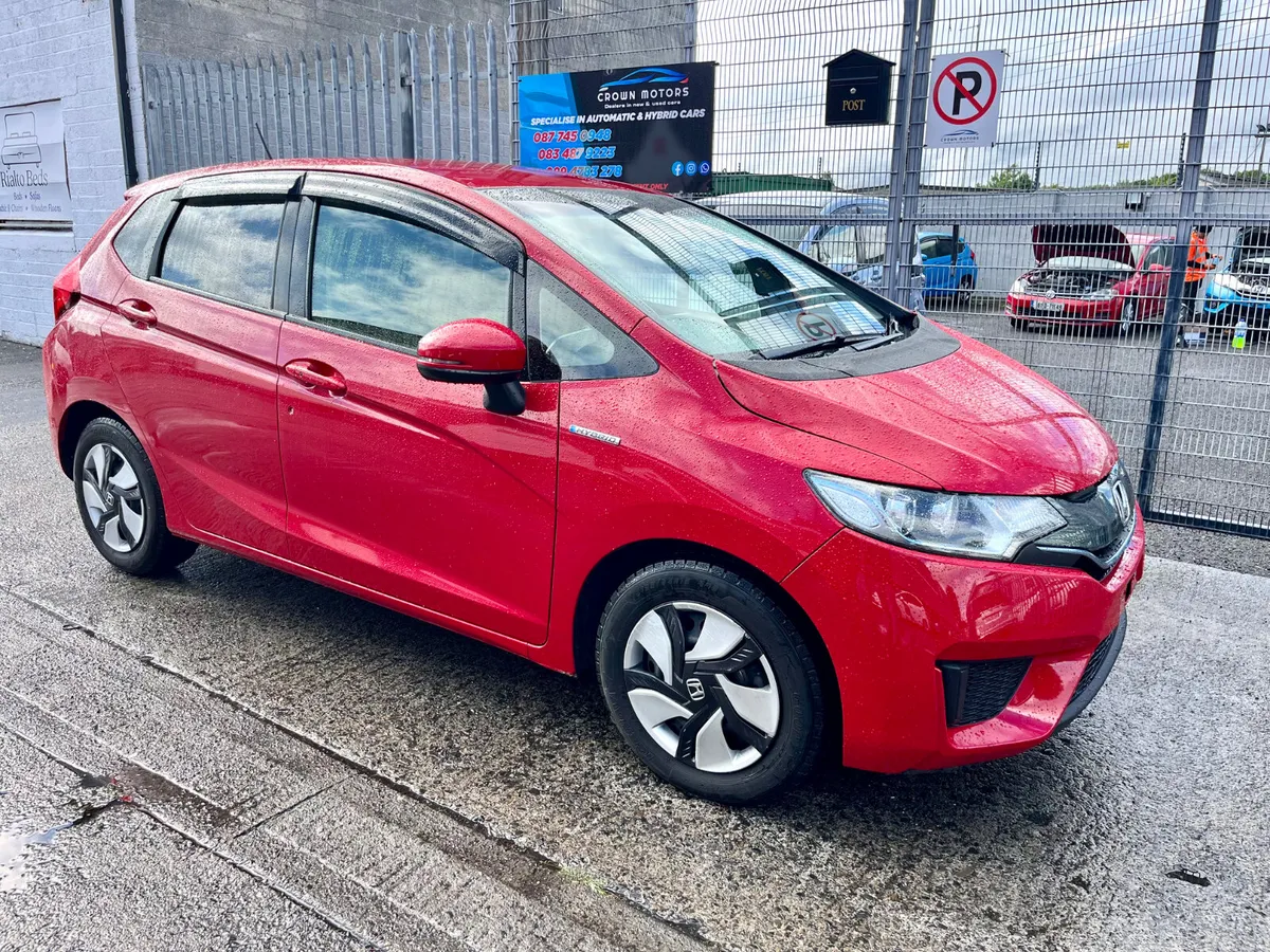 Honda fit Automatic hybrid 2014