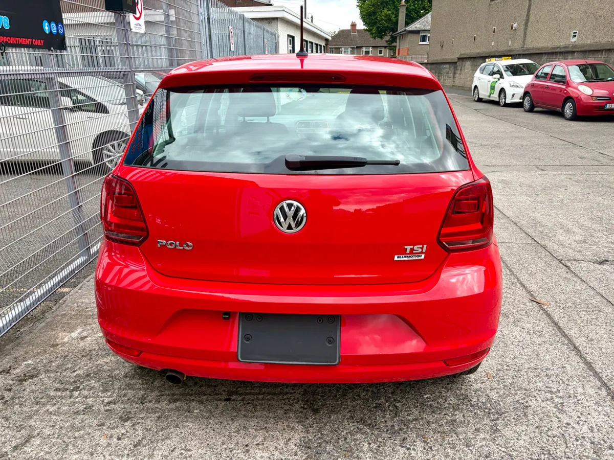 Volkswagen Polo 2015