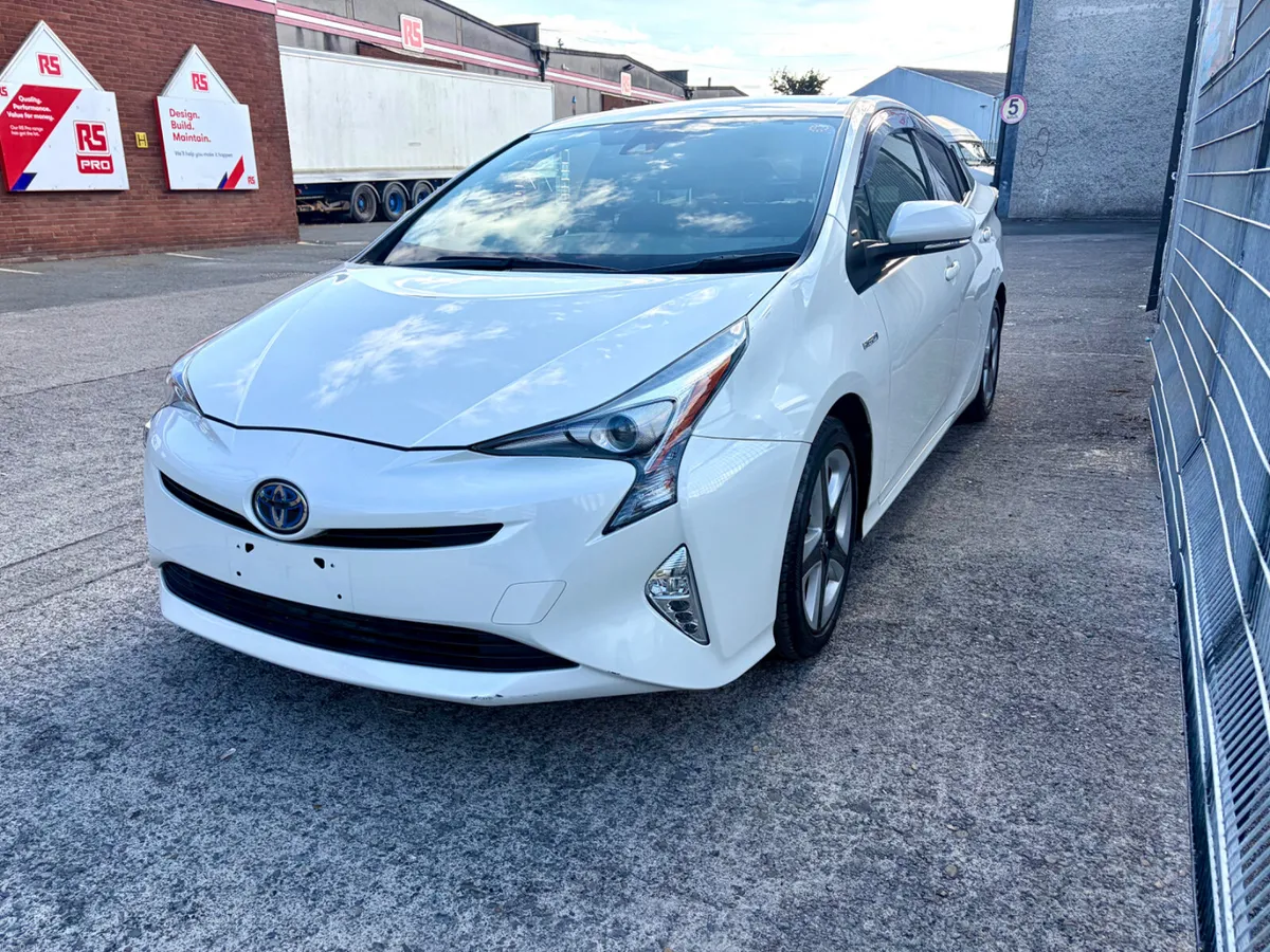 Toyota Prius Hybrid Automatic 2016