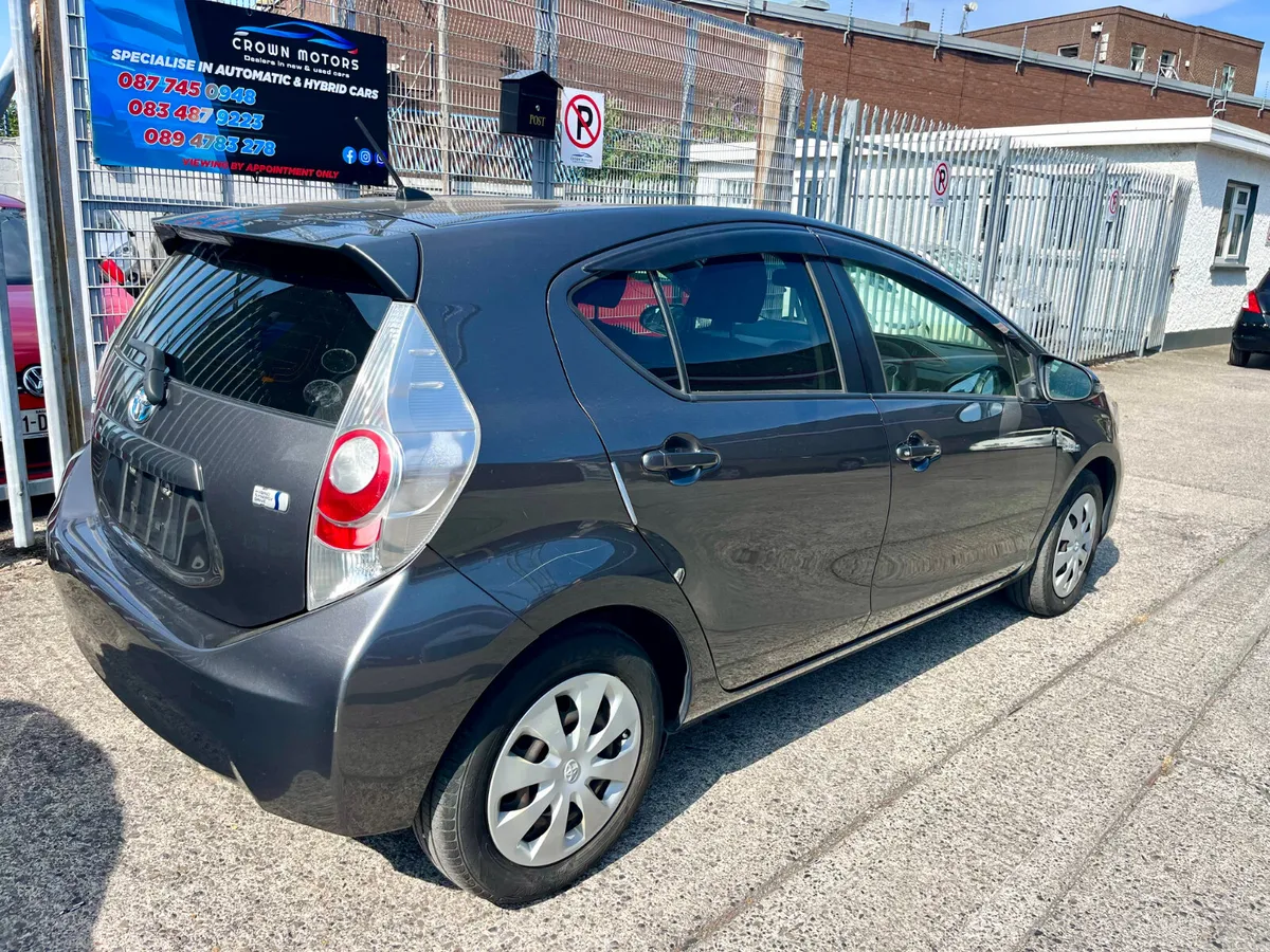 Toyota Aqua Automatic 2013
