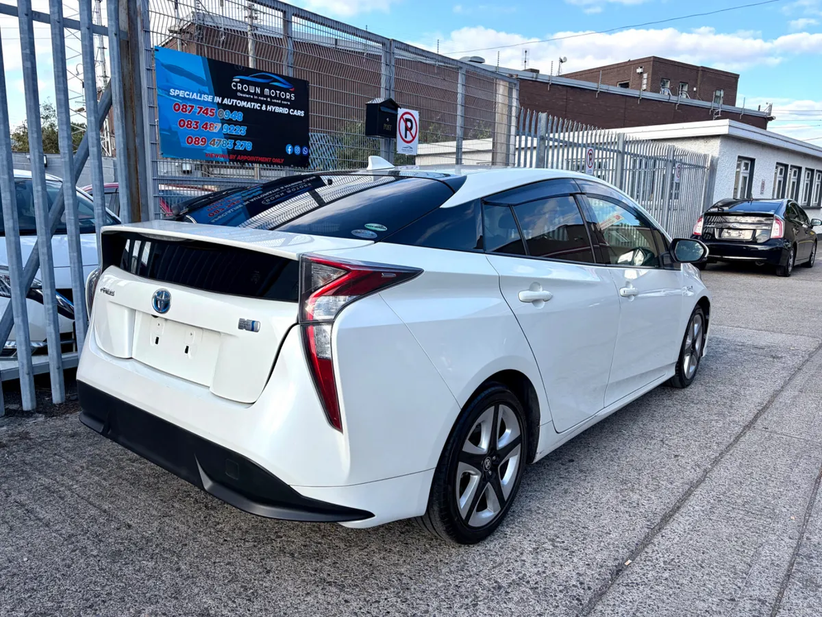 Toyota Prius Hybrid Automatic 2016