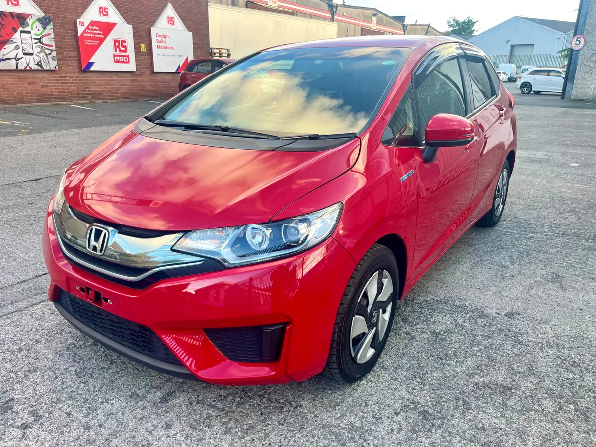 Honda fit Automatic hybrid 2014