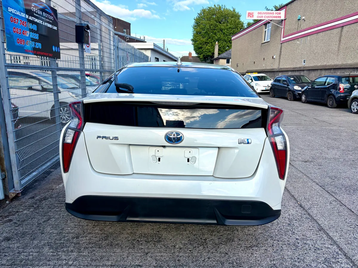 Toyota Prius Hybrid Automatic 2016