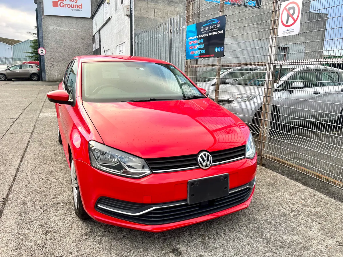 Volkswagen Polo 2015 Automatic