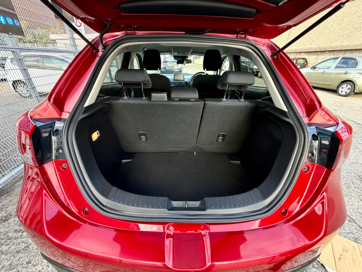 Mazda demio 2016 Automatic