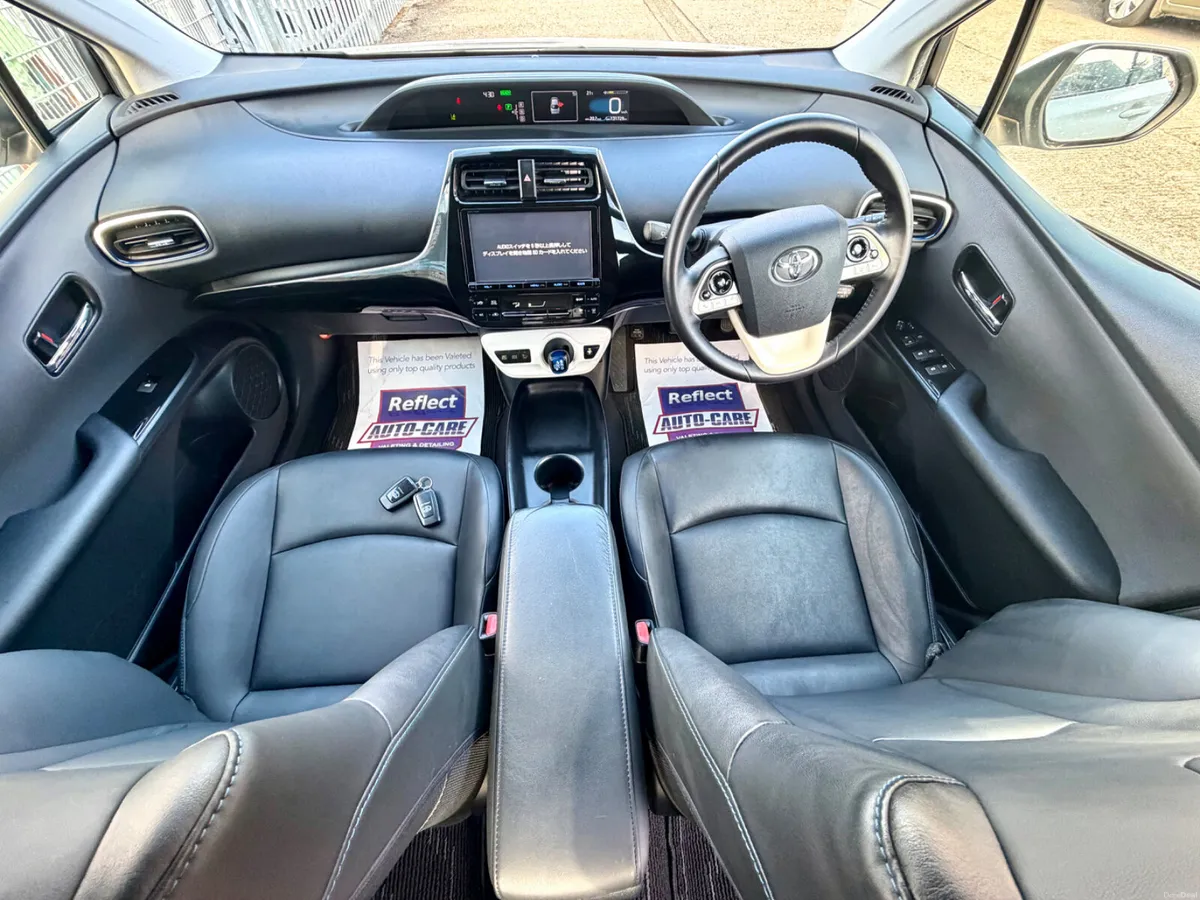 Toyota Prius Hybrid Automatic 2016