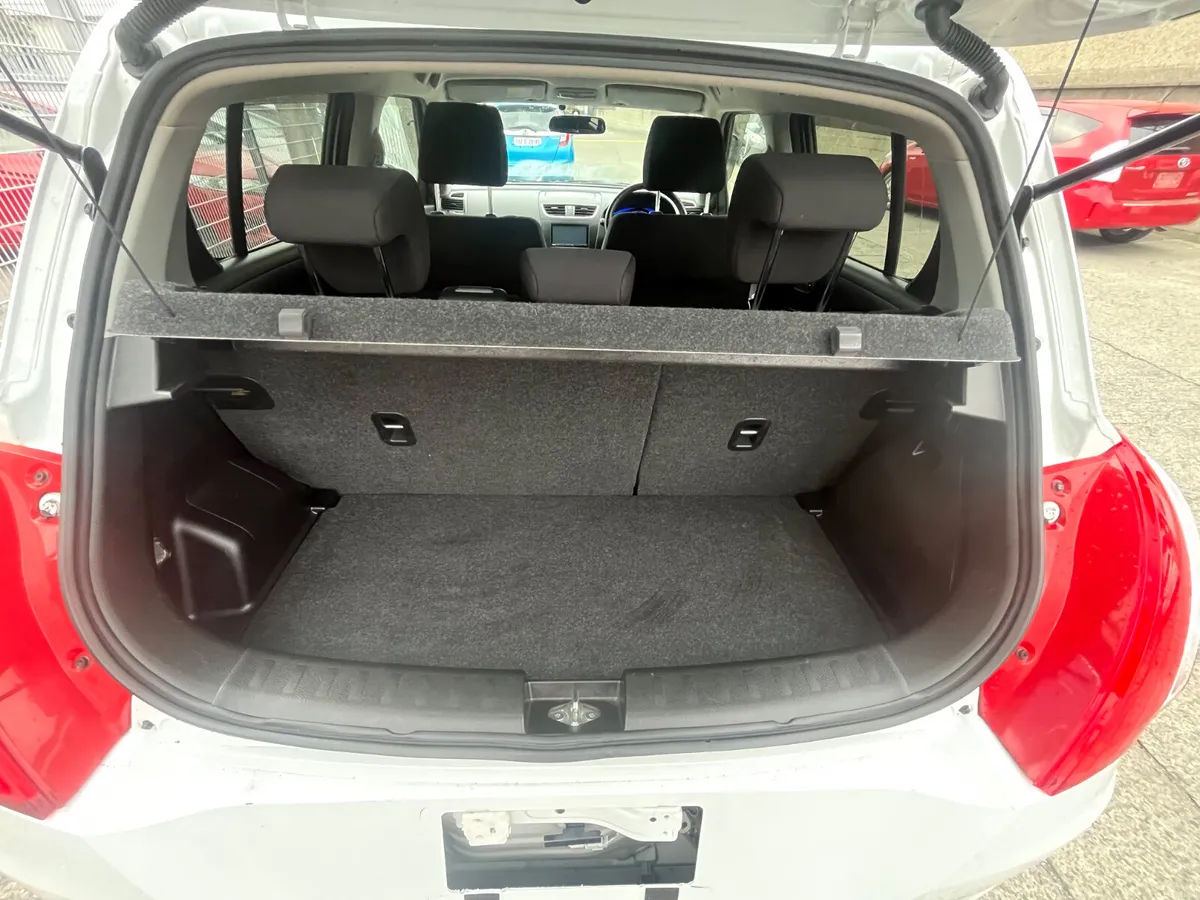 Suzuki Swift 2015 Automatic