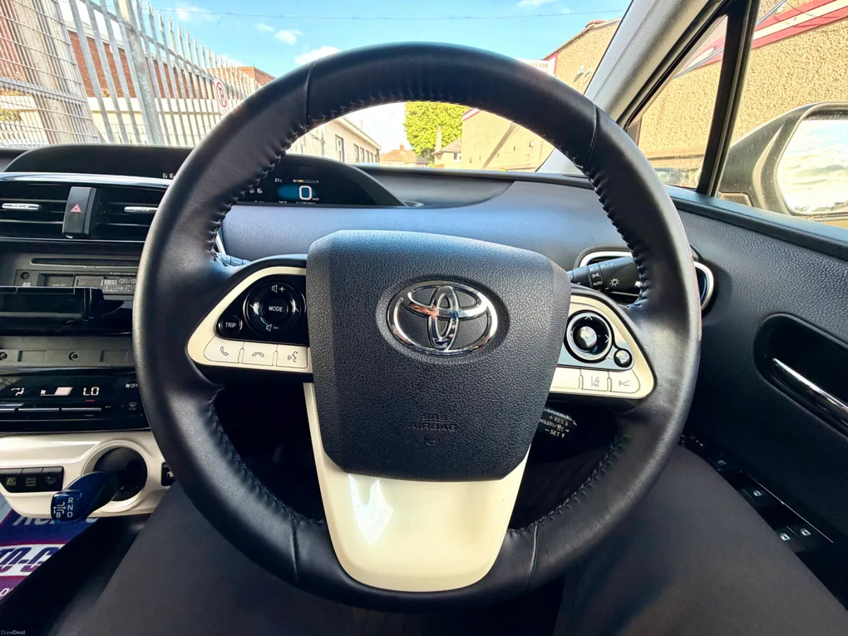 Toyota Prius Hybrid Automatic 2016