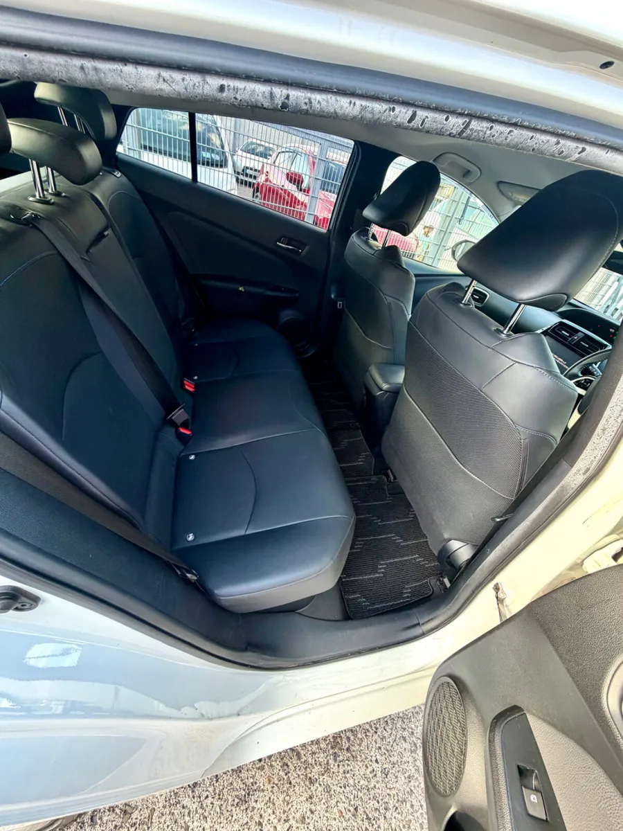Toyota Prius Hybrid Automatic 2016