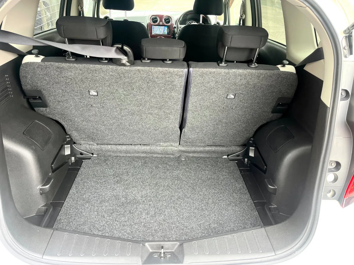2016 Nissan Note E-power hybrid
